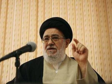 آیت‌الله موسی خوئینی: عدم مشارکت در انتخابات هوشمندی مردم ایران بود، نه تبلیغات دشمنان!